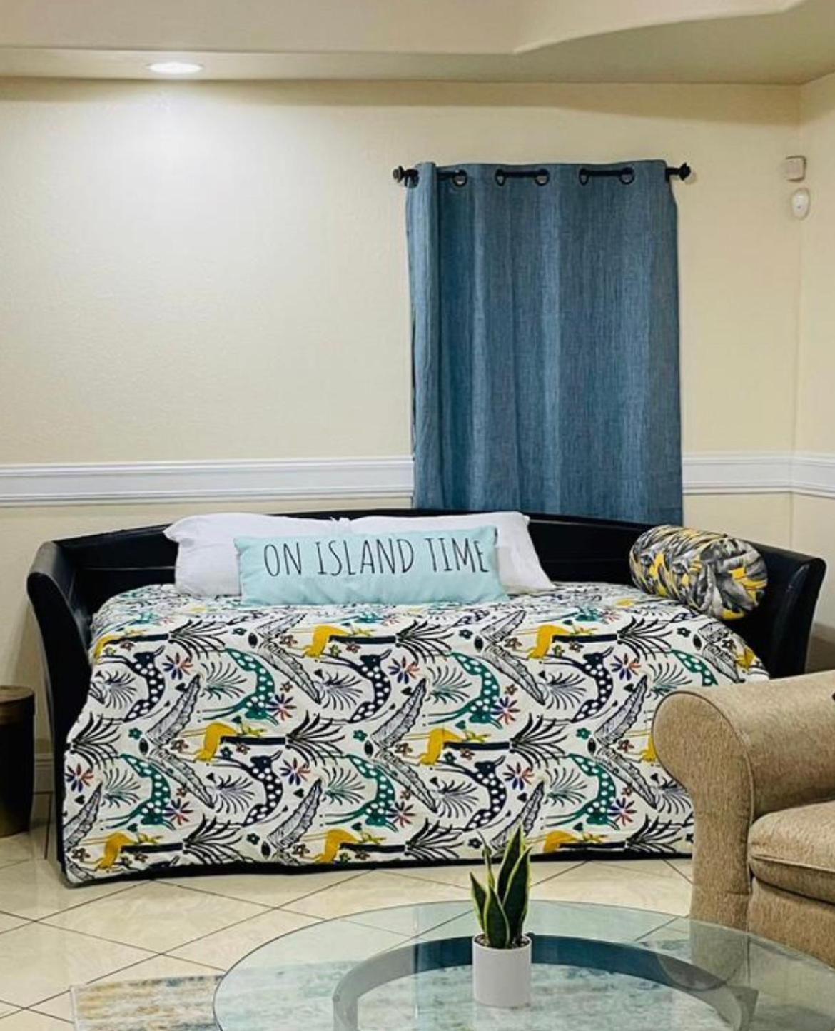 Brownsville Comfort 2 Bedroom 1 Bath , Spacious Kitchen And Outdoor Home Exterior foto