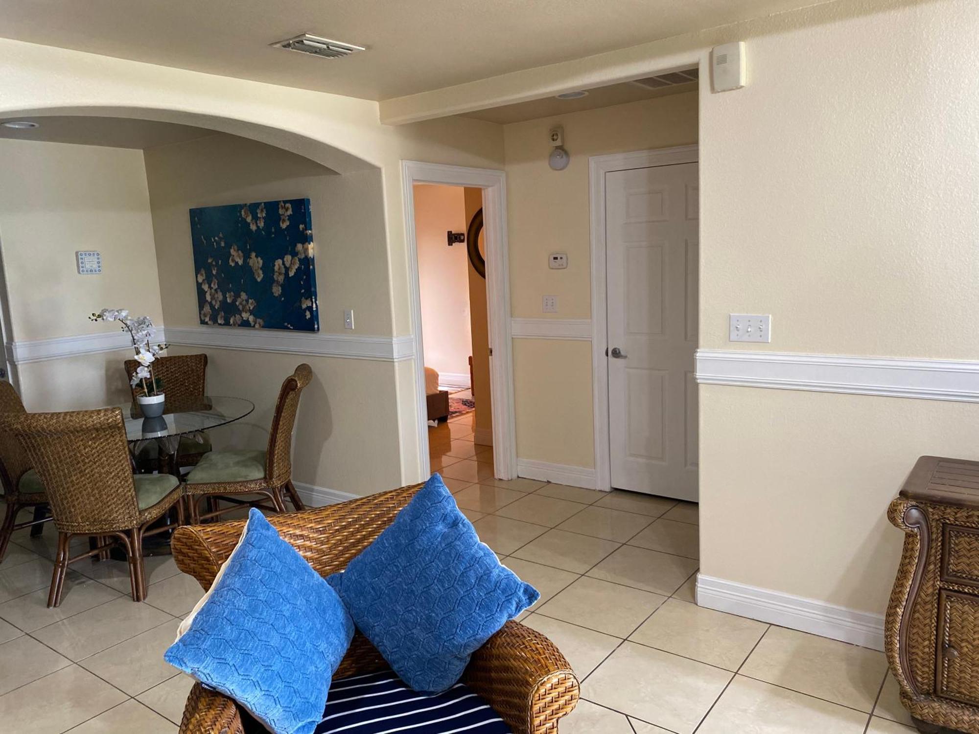 Brownsville Comfort 2 Bedroom 1 Bath , Spacious Kitchen And Outdoor Home Exterior foto